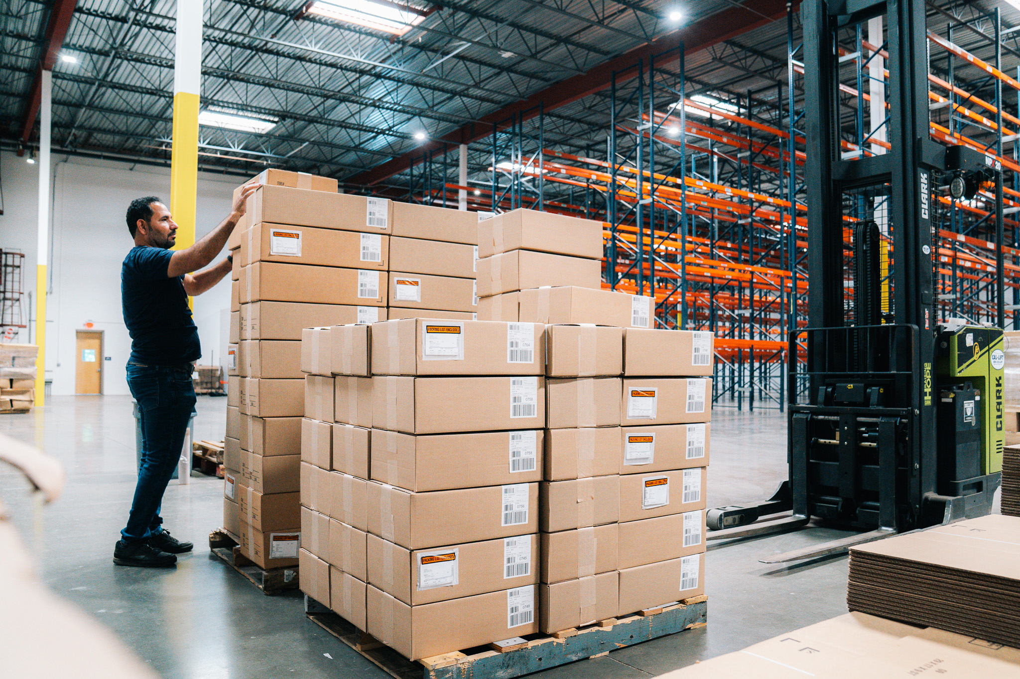 Inland Empire apparel warehouse logistics